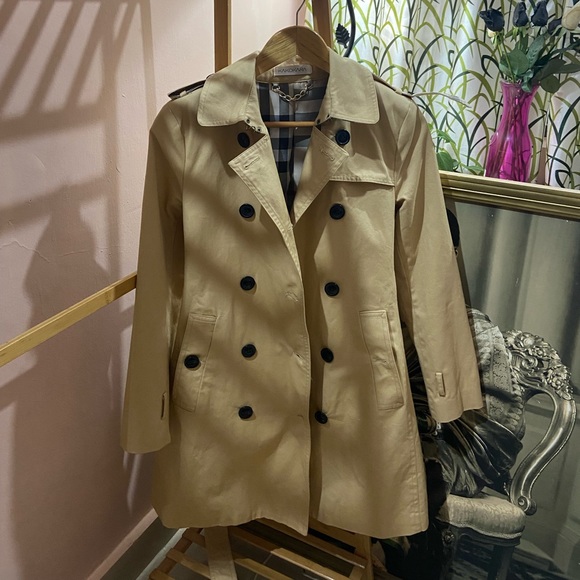 Kakokara Cotton Trench Coat. - Picture 6 of 10